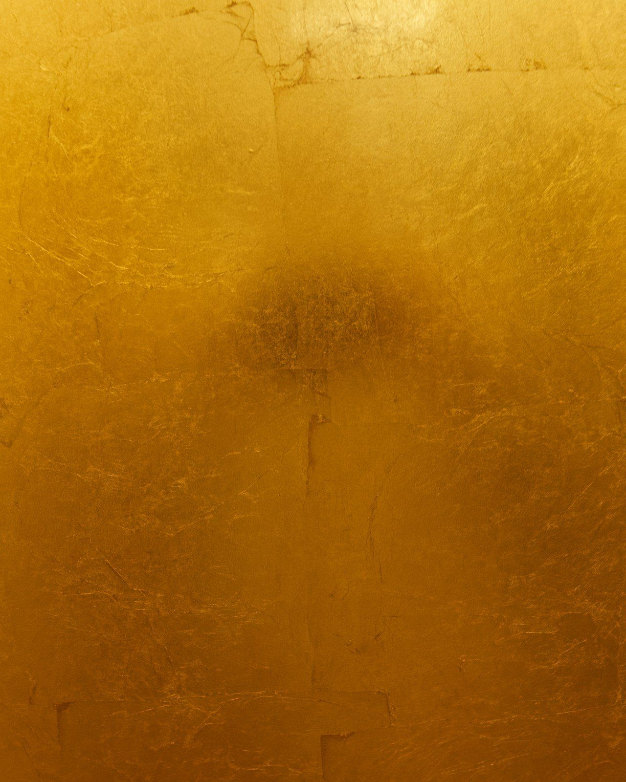 Detail: Metallic-Oberfläche, Gold, mit Glanz je nach Licht
